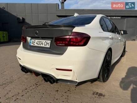 Белый БМВ 3 Серия, объемом двигателя 2 л и пробегом 147 тыс. км за 17800 $, фото 1 на Automoto.ua