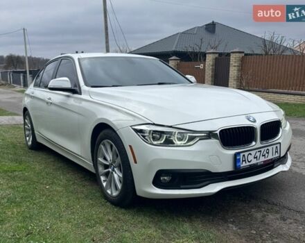 Белый БМВ 3 Серия, объемом двигателя 2 л и пробегом 195 тыс. км за 13800 $, фото 1 на Automoto.ua