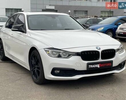 Белый БМВ 3 Серия, объемом двигателя 2 л и пробегом 136 тыс. км за 14490 $, фото 1 на Automoto.ua