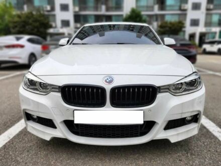 Белый БМВ 3 Серия, объемом двигателя 2 л и пробегом 75 тыс. км за 11000 $, фото 1 на Automoto.ua