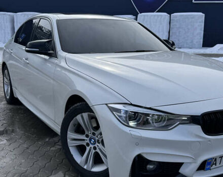 Белый БМВ 3 Серия, объемом двигателя 2 л и пробегом 213 тыс. км за 17999 $, фото 1 на Automoto.ua