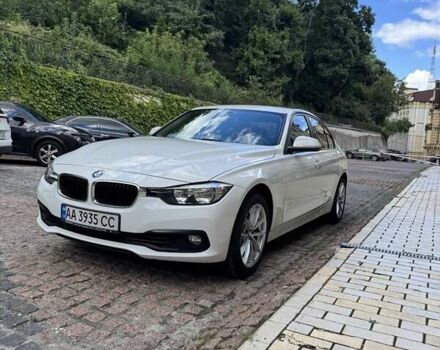 Белый БМВ 3 Серия, объемом двигателя 1.5 л и пробегом 42 тыс. км за 16500 $, фото 1 на Automoto.ua