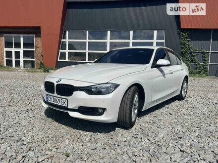 БМВ 3 Серия 2017 в Чернигове на Automoto.ua Белый БМВ 3 Серия, объемом двигателя 2 л и пробегом 49 тыс. км за 17200 $, фото 1 на Automoto.ua