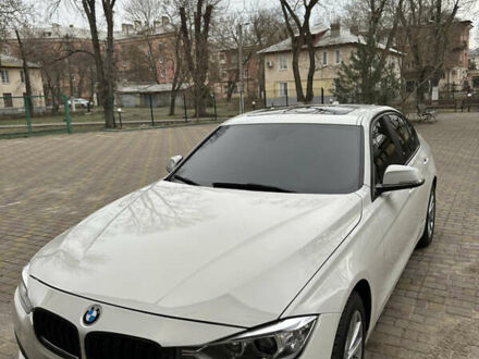 Белый БМВ 3 Серия, объемом двигателя 2 л и пробегом 67 тыс. км за 21000 $, фото 1 на Automoto.ua