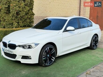 Белый БМВ 3 Серия, объемом двигателя 2 л и пробегом 98 тыс. км за 18500 $, фото 1 на Automoto.ua