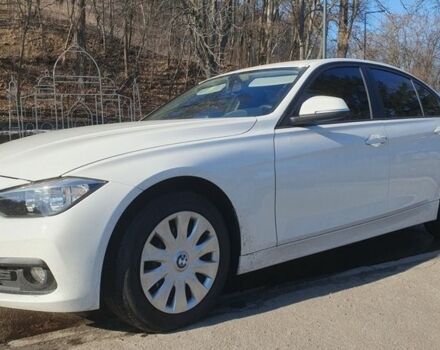 Белый БМВ 3 Серия, объемом двигателя 1.5 л и пробегом 119 тыс. км за 14500 $, фото 1 на Automoto.ua