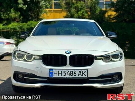 Белый БМВ 3 Серия, объемом двигателя 2 л и пробегом 48 тыс. км за 19900 $, фото 1 на Automoto.ua