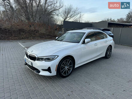 БМВ 3 Серия 2019 в Хмельницком на Automoto.ua Белый БМВ 3 Серия, объемом двигателя 2 л и пробегом 82 тыс. км за 32500 $, фото 1 на Automoto.ua