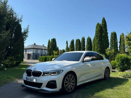 Белый БМВ 3 Серия, объемом двигателя 2 л и пробегом 64 тыс. км за 29500 $, фото 1 на Automoto.ua