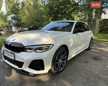 Белый БМВ 3 Серия, объемом двигателя 2 л и пробегом 83 тыс. км за 27500 $, фото 1 на Automoto.ua