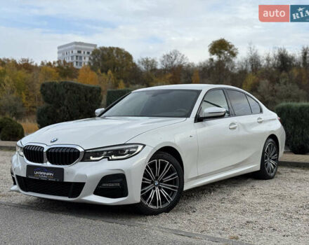 Белый БМВ 3 Серия, объемом двигателя 2 л и пробегом 63 тыс. км за 32600 $, фото 1 на Automoto.ua