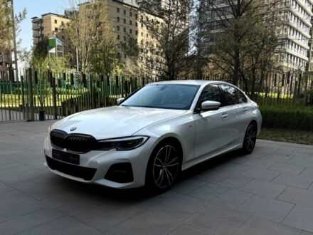 Білий БМВ 3 Серія, об'ємом двигуна 2 л та пробігом 127 тис. км за 27000 $, фото 1 на Automoto.ua