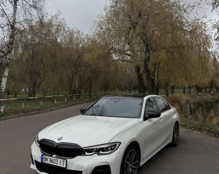 Белый БМВ 3 Серия, объемом двигателя 2 л и пробегом 143 тыс. км за 27499 $, фото 1 на Automoto.ua