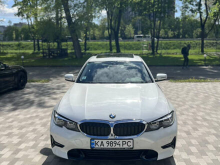 БМВ 3 Серія 2020 у Києві на Automoto.ua Білий БМВ 3 Серія, об'ємом двигуна 2 л та пробігом 48 тис. км за 33600 $, фото 1 на Automoto.ua