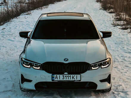 Белый БМВ 3 Серия, объемом двигателя 2 л и пробегом 50 тыс. км за 37500 $, фото 1 на Automoto.ua