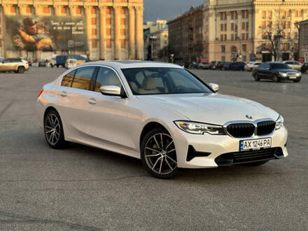 Белый БМВ 3 Серия, объемом двигателя 2 л и пробегом 54 тыс. км за 32500 $, фото 1 на Automoto.ua