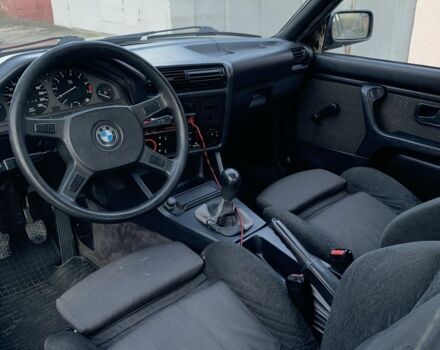 Бежевый БМВ 3 Серия, объемом двигателя 1.8 л и пробегом 457 тыс. км за 1550 $, фото 11 на Automoto.ua