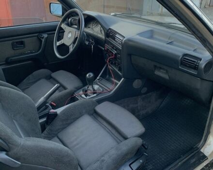 Бежевый БМВ 3 Серия, объемом двигателя 1.8 л и пробегом 457 тыс. км за 1550 $, фото 12 на Automoto.ua