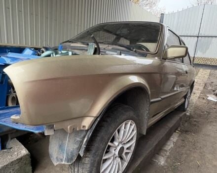 Бежевый БМВ 3 Серия, объемом двигателя 1.8 л и пробегом 219 тыс. км за 1500 $, фото 2 на Automoto.ua