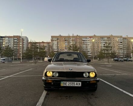 Бежевый БМВ 3 Серия, объемом двигателя 1.8 л и пробегом 500 тыс. км за 2100 $, фото 1 на Automoto.ua