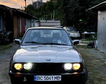 Бежевый БМВ 3 Серия, объемом двигателя 0 л и пробегом 100 тыс. км за 3500 $, фото 2 на Automoto.ua