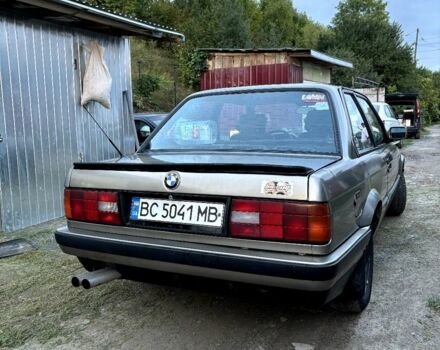 Бежевый БМВ 3 Серия, объемом двигателя 0 л и пробегом 100 тыс. км за 3500 $, фото 1 на Automoto.ua