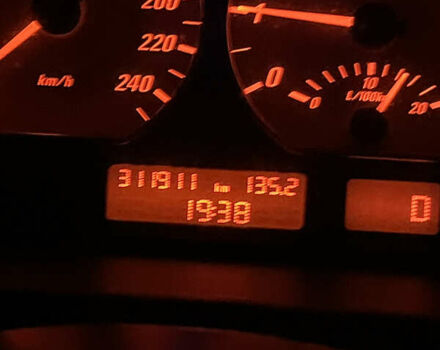 Бежевый БМВ 3 Серия, объемом двигателя 2 л и пробегом 312 тыс. км за 5600 $, фото 6 на Automoto.ua