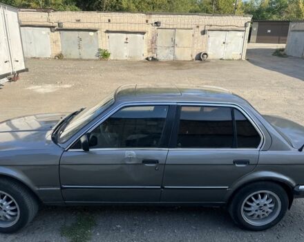 Бежевий БМВ 3 Серія, об'ємом двигуна 1.8 л та пробігом 400 тис. км за 2300 $, фото 3 на Automoto.ua
