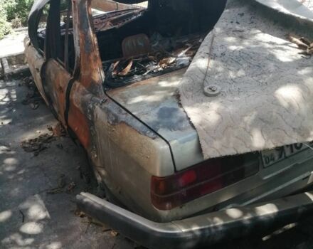 Бежевий БМВ 3 Серія, об'ємом двигуна 0 л та пробігом 100 тис. км за 239 $, фото 1 на Automoto.ua