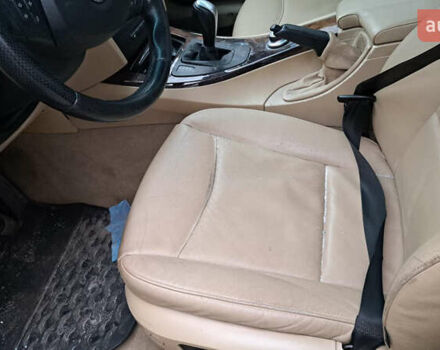 Бежевый БМВ 3 Серия, объемом двигателя 2.5 л и пробегом 255 тыс. км за 4500 $, фото 16 на Automoto.ua