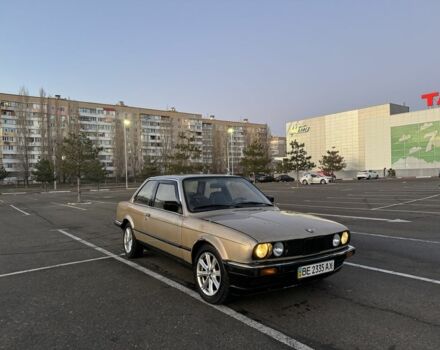 Бежевий БМВ 3 Серія, об'ємом двигуна 1.8 л та пробігом 500 тис. км за 2100 $, фото 1 на Automoto.ua