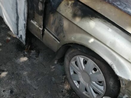 Бежевый БМВ 3 Серия, объемом двигателя 0 л и пробегом 100 тыс. км за 239 $, фото 1 на Automoto.ua