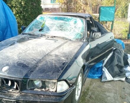 Черный БМВ 3 Серия, объемом двигателя 3 л и пробегом 100 тыс. км за 3574 $, фото 7 на Automoto.ua