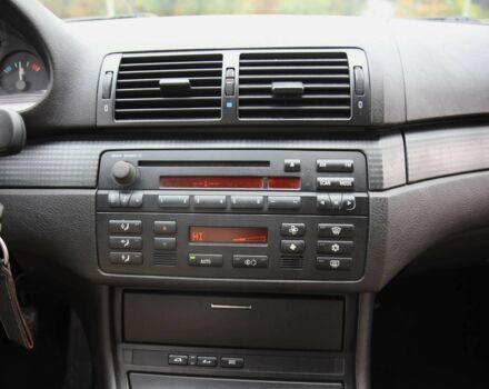 Черный БМВ 3 Серия, объемом двигателя 2 л и пробегом 190 тыс. км за 7000 $, фото 11 на Automoto.ua