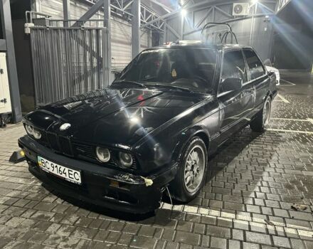 Черный БМВ 3 Серия, объемом двигателя 1.8 л и пробегом 500 тыс. км за 900 $, фото 1 на Automoto.ua