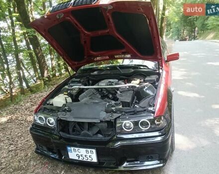 Черный БМВ 3 Серия, объемом двигателя 1.8 л и пробегом 250 тыс. км за 4500 $, фото 27 на Automoto.ua