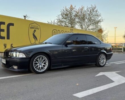 Черный БМВ 3 Серия, объемом двигателя 2 л и пробегом 200 тыс. км за 5000 $, фото 6 на Automoto.ua