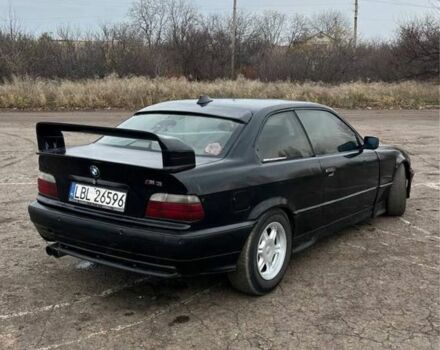 Черный БМВ 3 Серия, объемом двигателя 0 л и пробегом 300 тыс. км за 1625 $, фото 3 на Automoto.ua