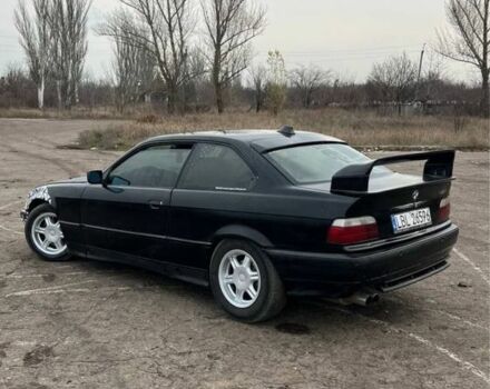 Черный БМВ 3 Серия, объемом двигателя 0 л и пробегом 300 тыс. км за 1625 $, фото 2 на Automoto.ua