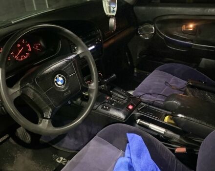 Чорний БМВ 3 Серія, об'ємом двигуна 0 л та пробігом 300 тис. км за 2200 $, фото 7 на Automoto.ua