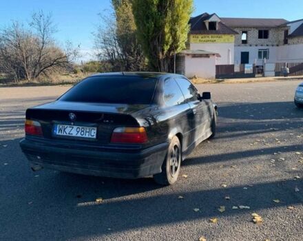 Черный БМВ 3 Серия, объемом двигателя 1.8 л и пробегом 250 тыс. км за 1500 $, фото 6 на Automoto.ua