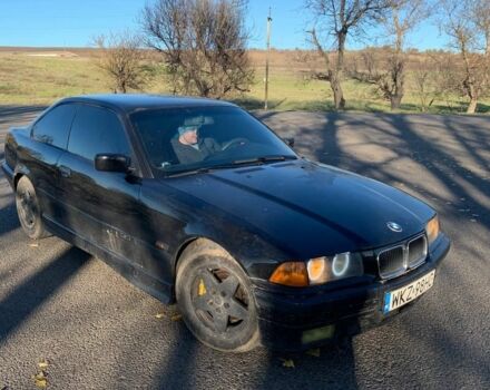 Черный БМВ 3 Серия, объемом двигателя 1.8 л и пробегом 250 тыс. км за 1500 $, фото 4 на Automoto.ua