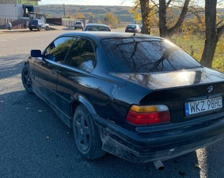 Черный БМВ 3 Серия, объемом двигателя 1.8 л и пробегом 250 тыс. км за 1500 $, фото 5 на Automoto.ua