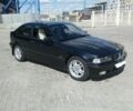 Черный БМВ 3 Серия, объемом двигателя 0 л и пробегом 350 тыс. км за 3600 $, фото 1 на Automoto.ua