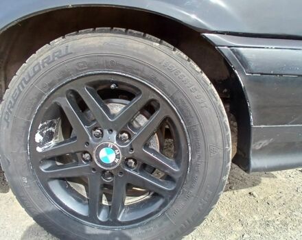 Черный БМВ 3 Серия, объемом двигателя 0 л и пробегом 337 тыс. км за 2350 $, фото 4 на Automoto.ua