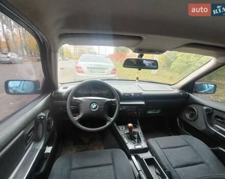 Черный БМВ 3 Серия, объемом двигателя 1.6 л и пробегом 377 тыс. км за 2700 $, фото 3 на Automoto.ua