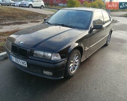 Черный БМВ 3 Серия, объемом двигателя 1.6 л и пробегом 377 тыс. км за 2700 $, фото 9 на Automoto.ua