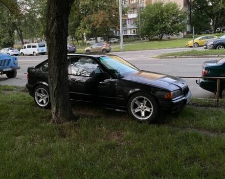 Чорний БМВ 3 Серія, об'ємом двигуна 1.9 л та пробігом 200 тис. км за 1800 $, фото 4 на Automoto.ua