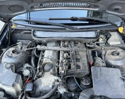 Черный БМВ 3 Серия, объемом двигателя 1.9 л и пробегом 250 тыс. км за 4899 $, фото 11 на Automoto.ua