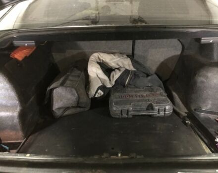 Черный БМВ 3 Серия, объемом двигателя 2.2 л и пробегом 342 тыс. км за 4500 $, фото 8 на Automoto.ua